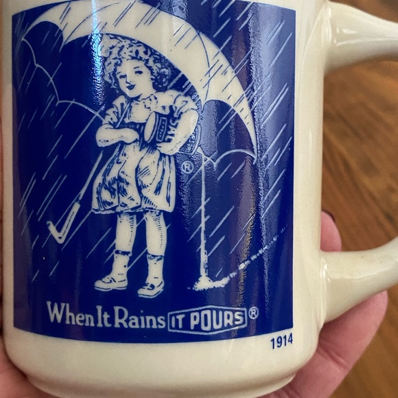Morton Salt Girl Coffee/Tea Mugs - Picture 3 of 7